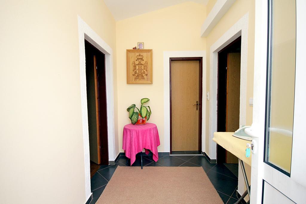 Apartmani Neda Bane Petrovac 外观 照片