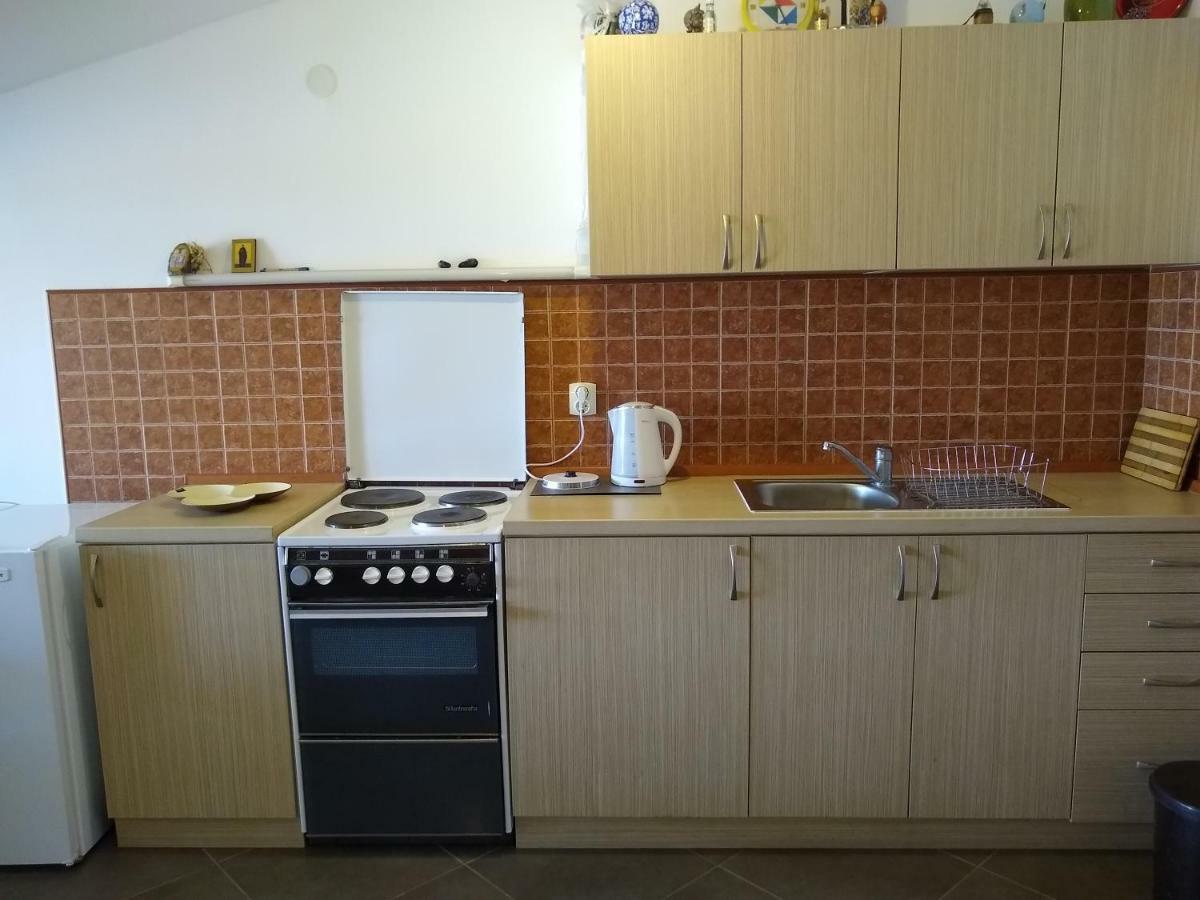Apartmani Neda Bane Petrovac 外观 照片